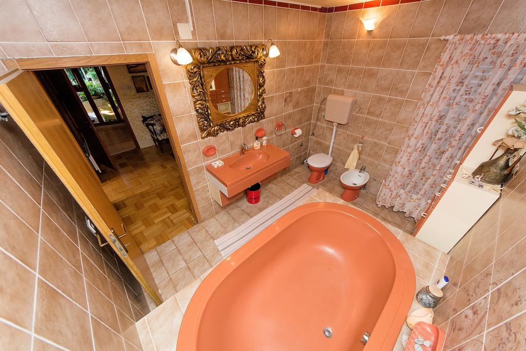 Villa Blanka Žrnovnica Pokoj fotografie